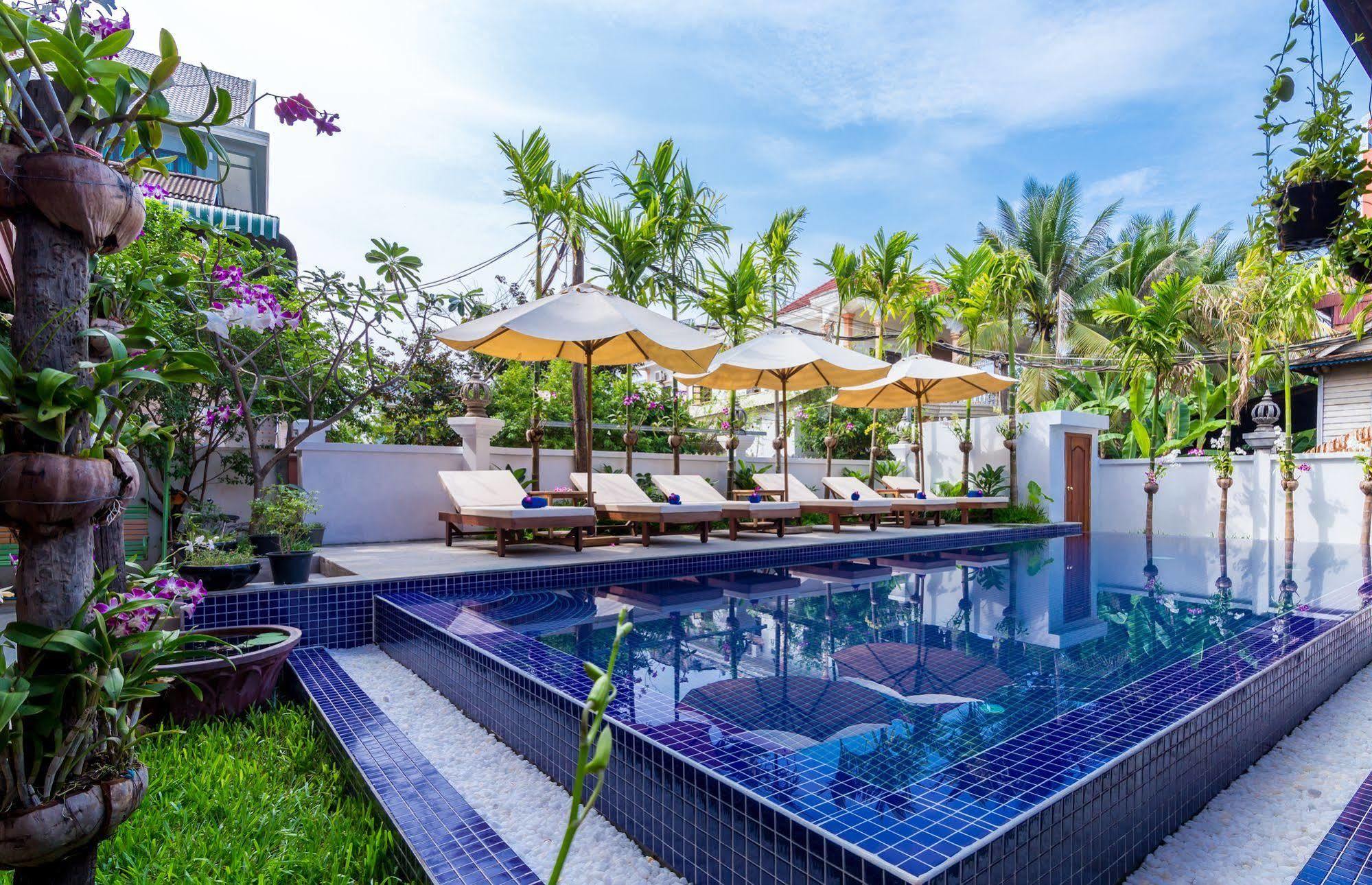 The Unique Angkor Villa Siem Reap Dış mekan fotoğraf