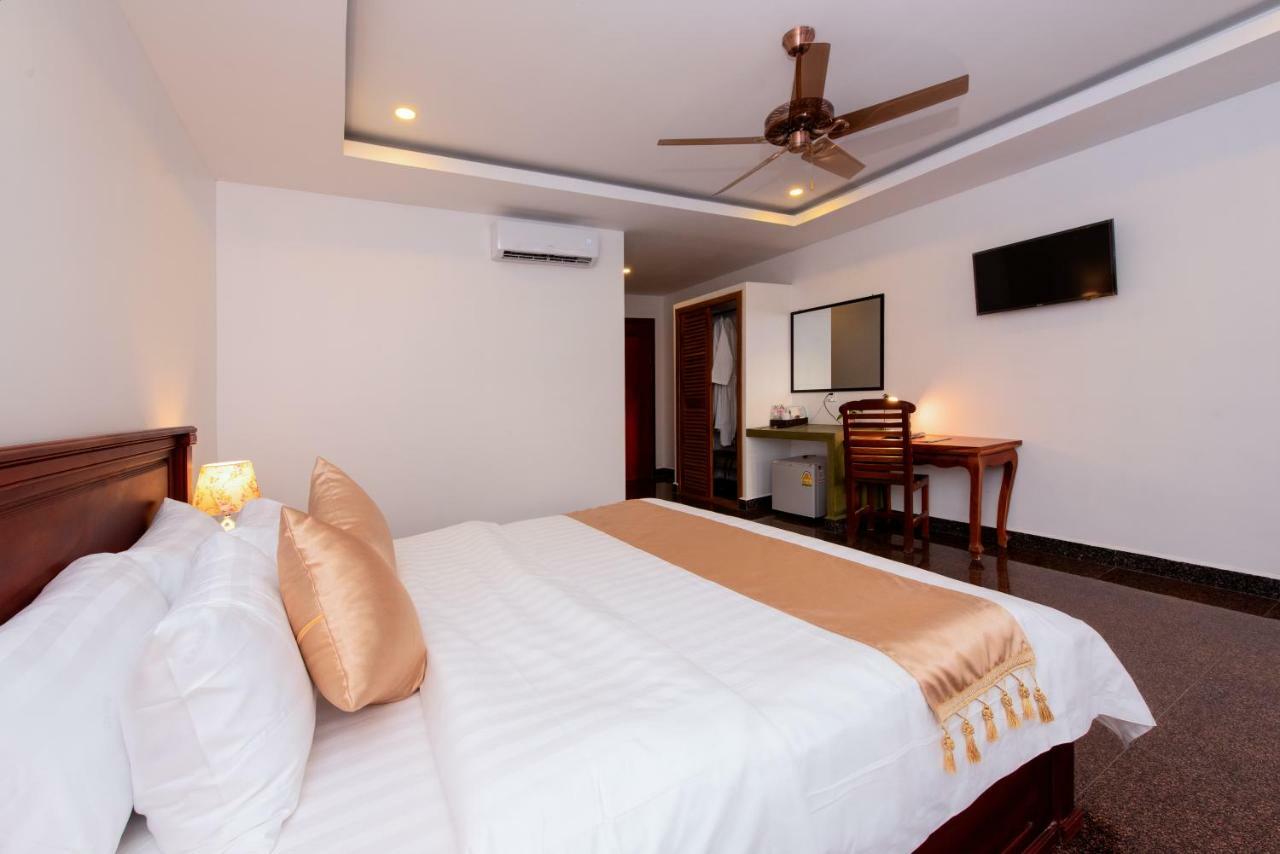 The Unique Angkor Villa Siem Reap Dış mekan fotoğraf